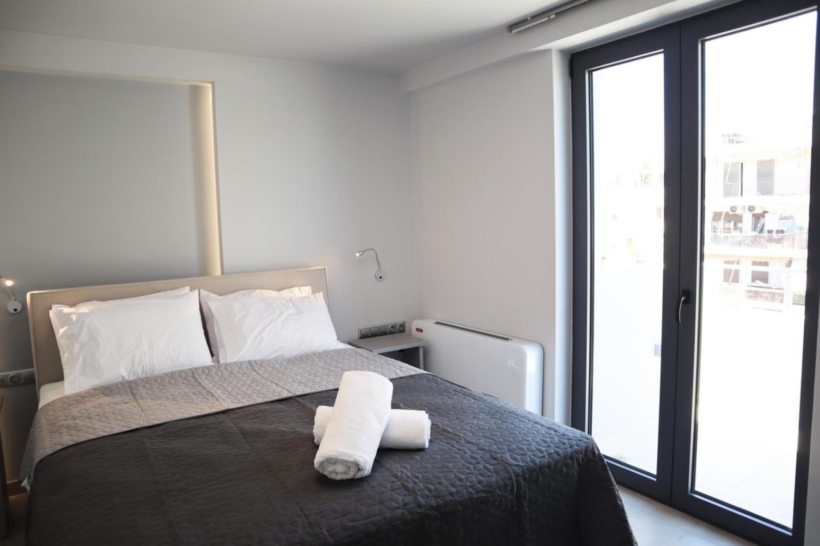 Golden Sand Suites 2 Ανάβυσσος Εξωτερικό φωτογραφία